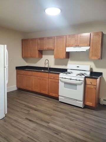 9 Victory Road 13, Boston, MA 02122