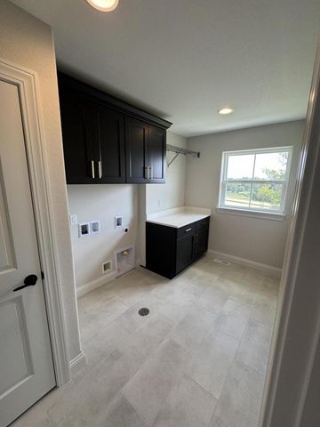 N56W20719 Muirfield DRIVE, Menomonee Falls, WI 53051