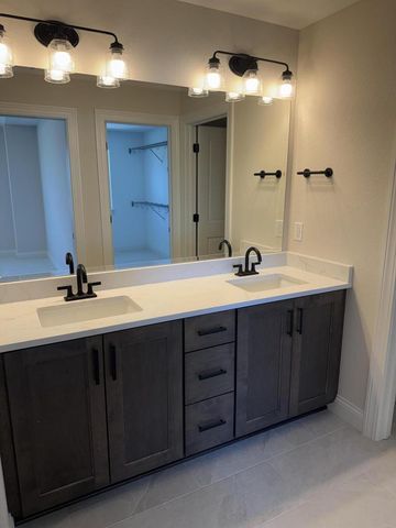 N56W20719 Muirfield DRIVE, Menomonee Falls, WI 53051