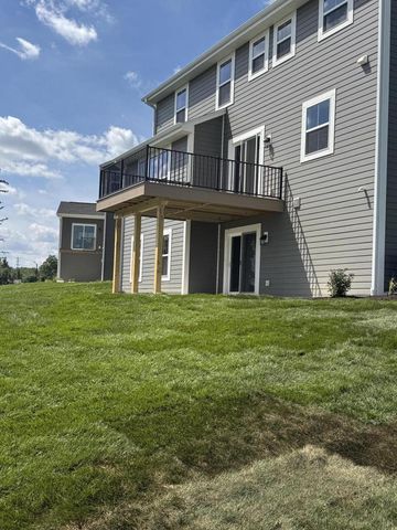 N56W20719 Muirfield DRIVE, Menomonee Falls, WI 53051
