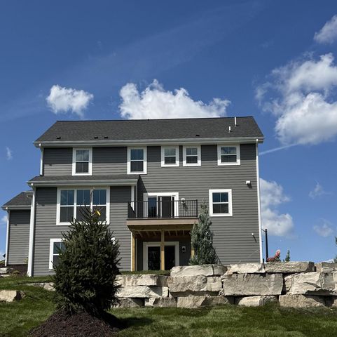 N56W20719 Muirfield DRIVE, Menomonee Falls, WI 53051