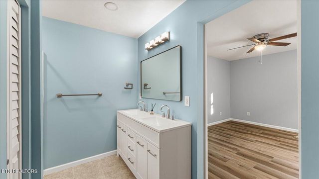 2009 Newton St, Knoxville, TN 37920