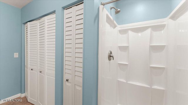 2009 Newton St, Knoxville, TN 37920