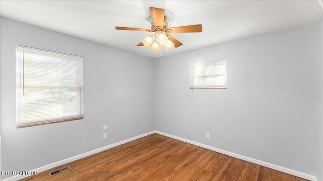 2009 Newton St, Knoxville, TN 37920