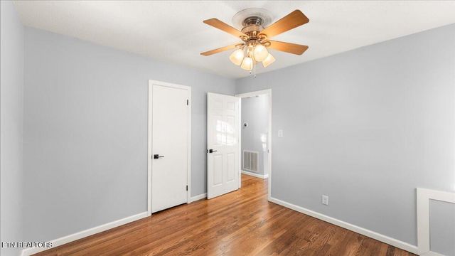 2009 Newton St, Knoxville, TN 37920