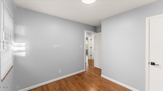 2009 Newton St, Knoxville, TN 37920