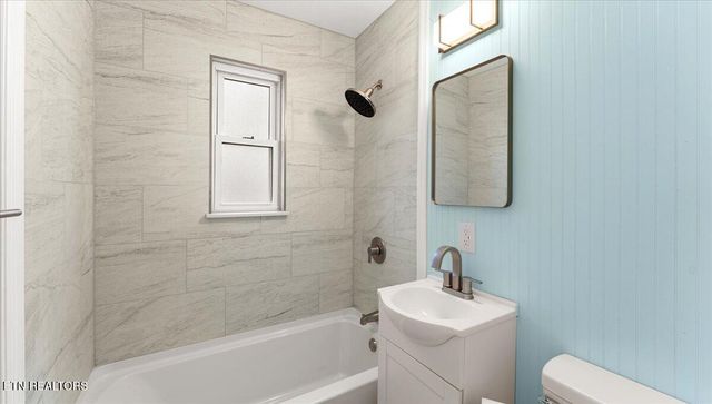 2009 Newton St, Knoxville, TN 37920