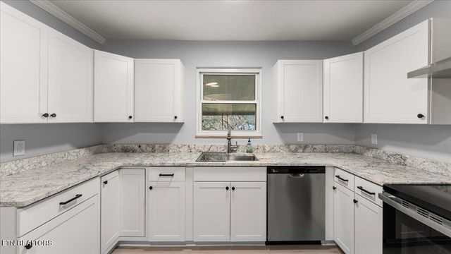 2009 Newton St, Knoxville, TN 37920