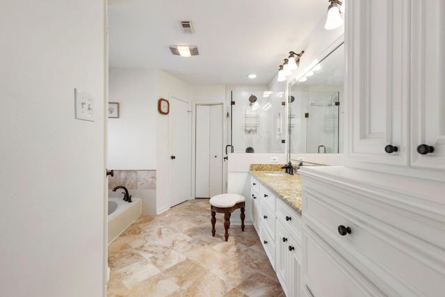 5619 Willow Walk Street, Houston, TX 77069