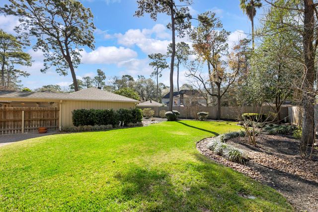 5619 Willow Walk Street, Houston, TX 77069