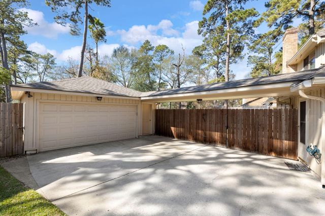 5619 Willow Walk Street, Houston, TX 77069