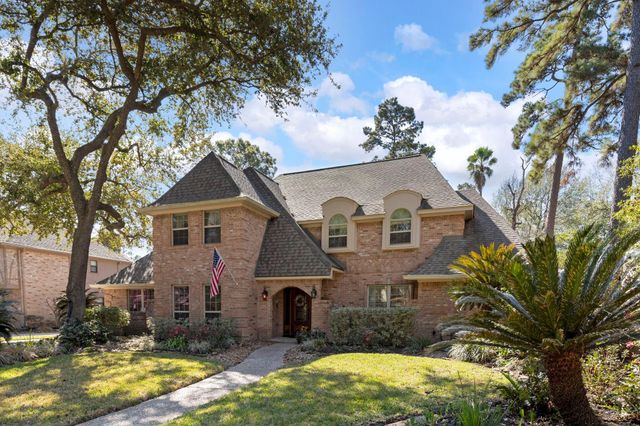 5619 Willow Walk Street, Houston, TX 77069