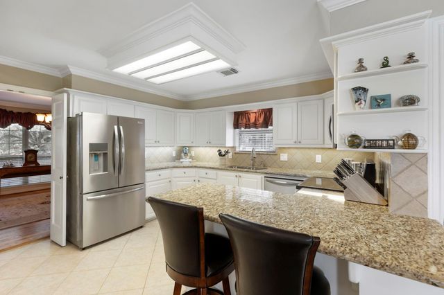 5619 Willow Walk Street, Houston, TX 77069