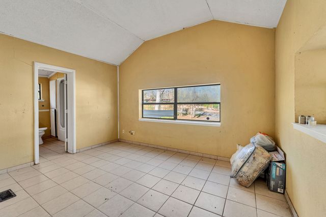 219 Fernwood Drive, Mabank, TX 75156