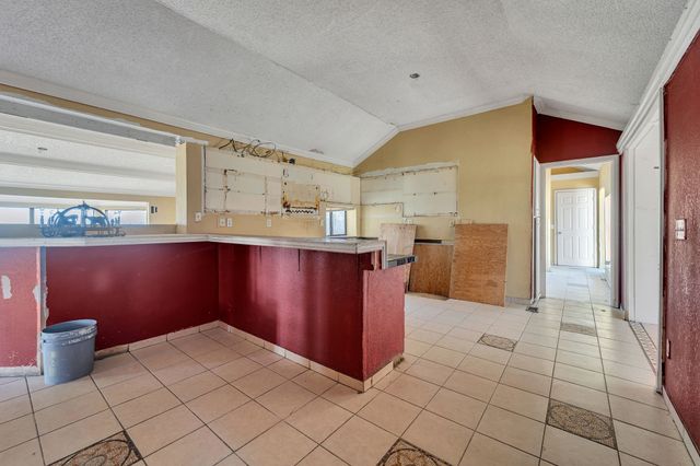 219 Fernwood Drive, Mabank, TX 75156