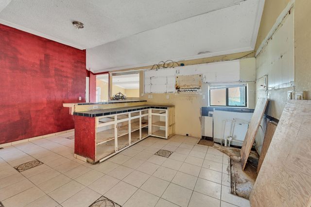 219 Fernwood Drive, Mabank, TX 75156