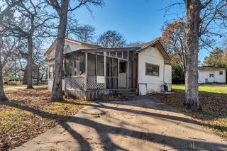 219 Fernwood Drive, Mabank, TX 75156