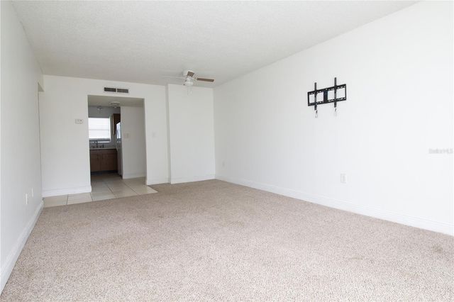 389 S MCMULLEN BOOTH ROAD 12, Clearwater, FL 33759