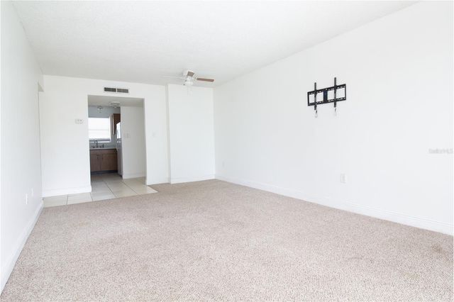 389 S MCMULLEN BOOTH ROAD 12, Clearwater, FL 33759