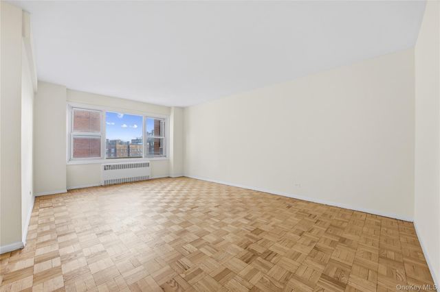 110-45 Queens Blvd 719, Forest Hills, NY 11375