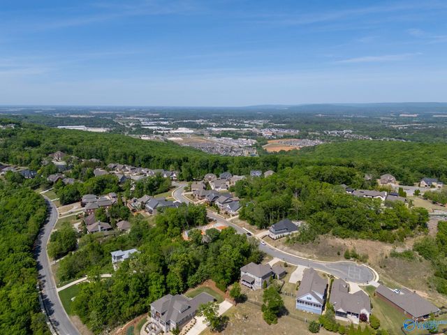 2814 Talon Circle NE, Huntsville, AL 35811