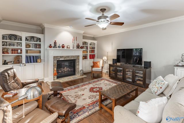 2814 Talon Circle NE, Huntsville, AL 35811