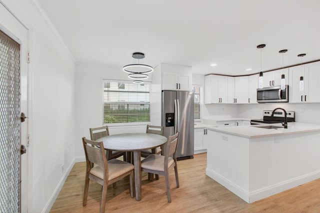 449 Normandy J, Delray Beach, FL 33484