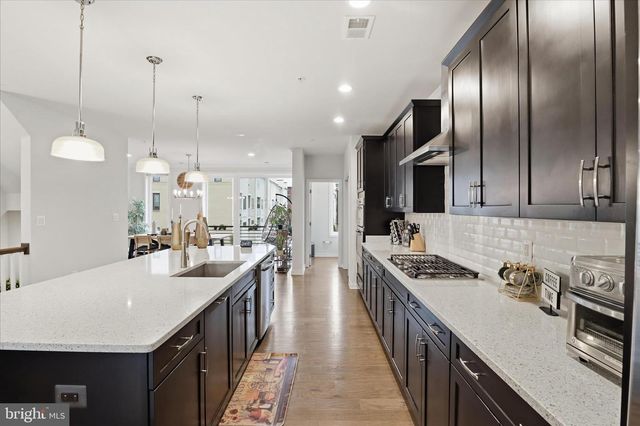 23571 WATERFORD DOWNS TER, Ashburn, VA 20148