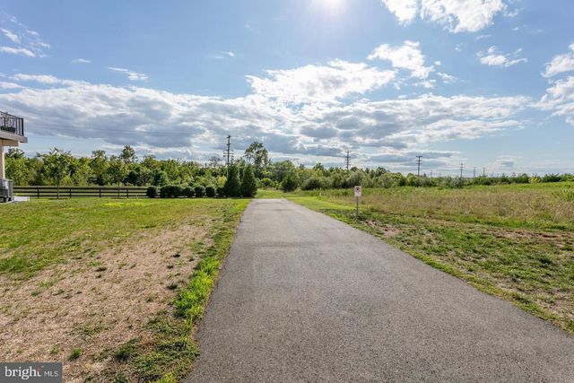 23571 WATERFORD DOWNS TER, Ashburn, VA 20148