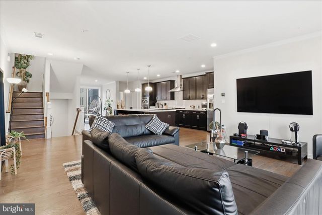 23571 WATERFORD DOWNS TER, Ashburn, VA 20148