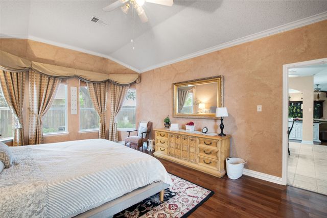 5536 Cranberry Drive, Fort Worth, TX 76137