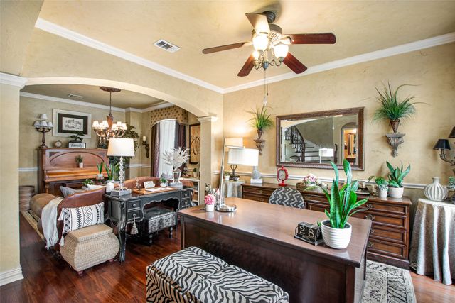 5536 Cranberry Drive, Fort Worth, TX 76137