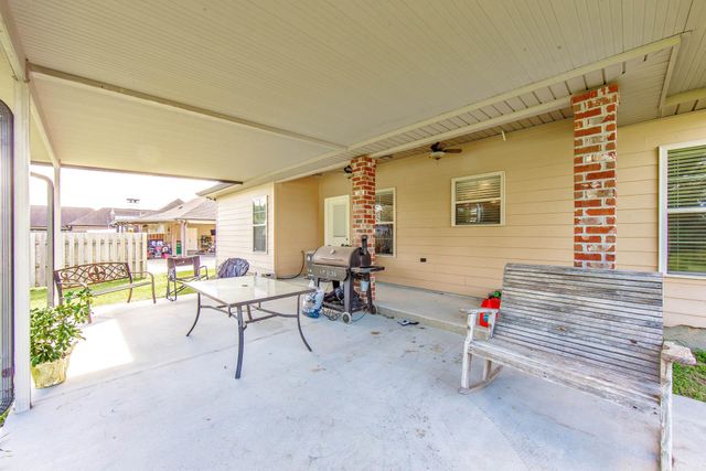 162 Olivia Drive, Thibodaux, LA 70301