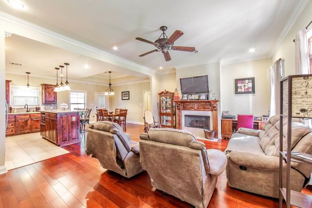 162 Olivia Drive, Thibodaux, LA 70301