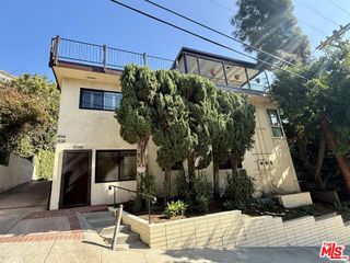 1926 1/2 Hillcrest Road, Los Angeles, CA 90068