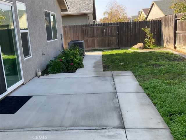 2094 W Pincay Street, Merced, CA 95348
