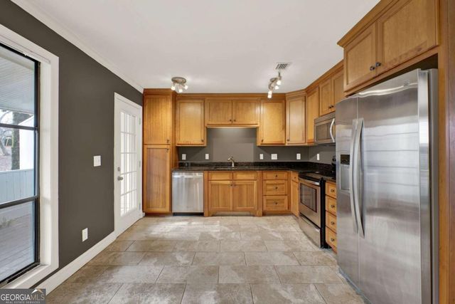 4962 N Ellipse, Marietta, GA 30068