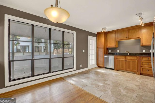 4962 N Ellipse, Marietta, GA 30068