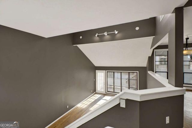 4962 N Ellipse, Marietta, GA 30068