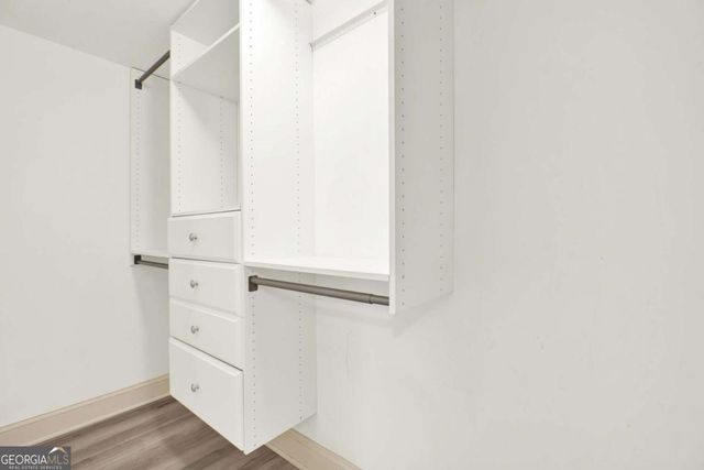 4962 N Ellipse, Marietta, GA 30068