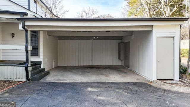 4962 N Ellipse, Marietta, GA 30068