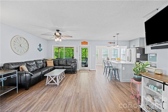 1010 Riverview Road, Lexington, NC 27292
