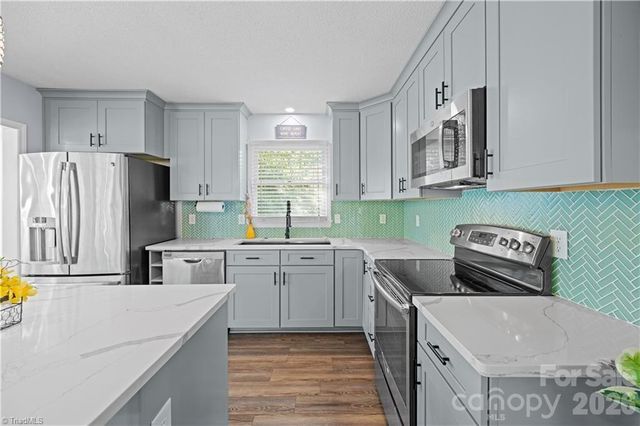1010 Riverview Road, Lexington, NC 27292