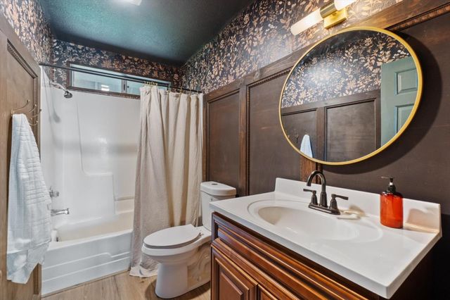 19789 Weide Way, Anderson, CA 96007