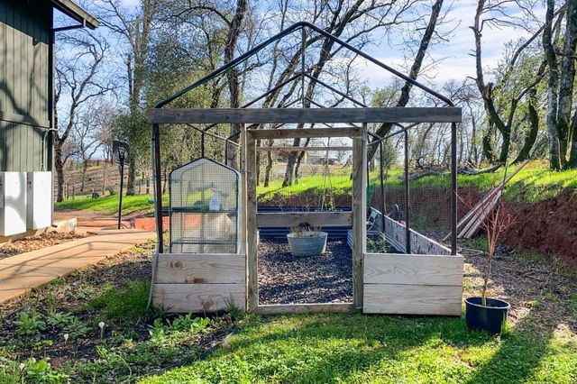 19789 Weide Way, Anderson, CA 96007