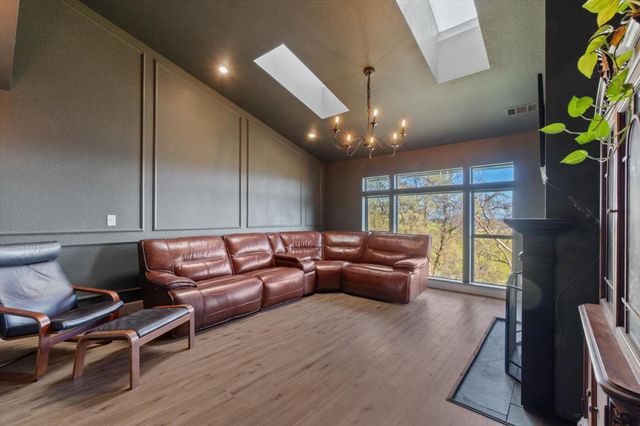 19789 Weide Way, Anderson, CA 96007