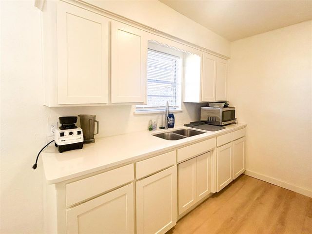 107 W Oliver, Sterling, OK 73567