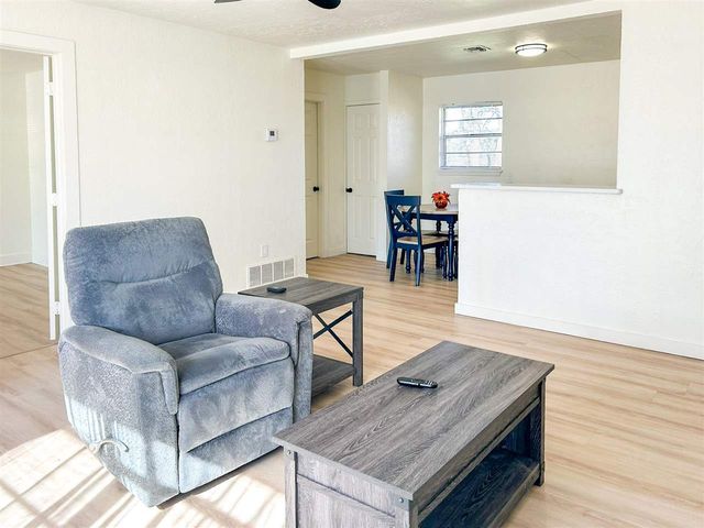 107 W Oliver, Sterling, OK 73567