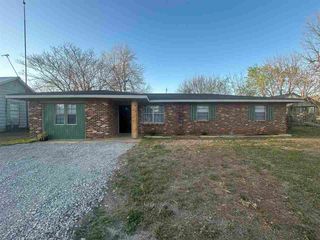107 W Oliver, Sterling, OK 73567