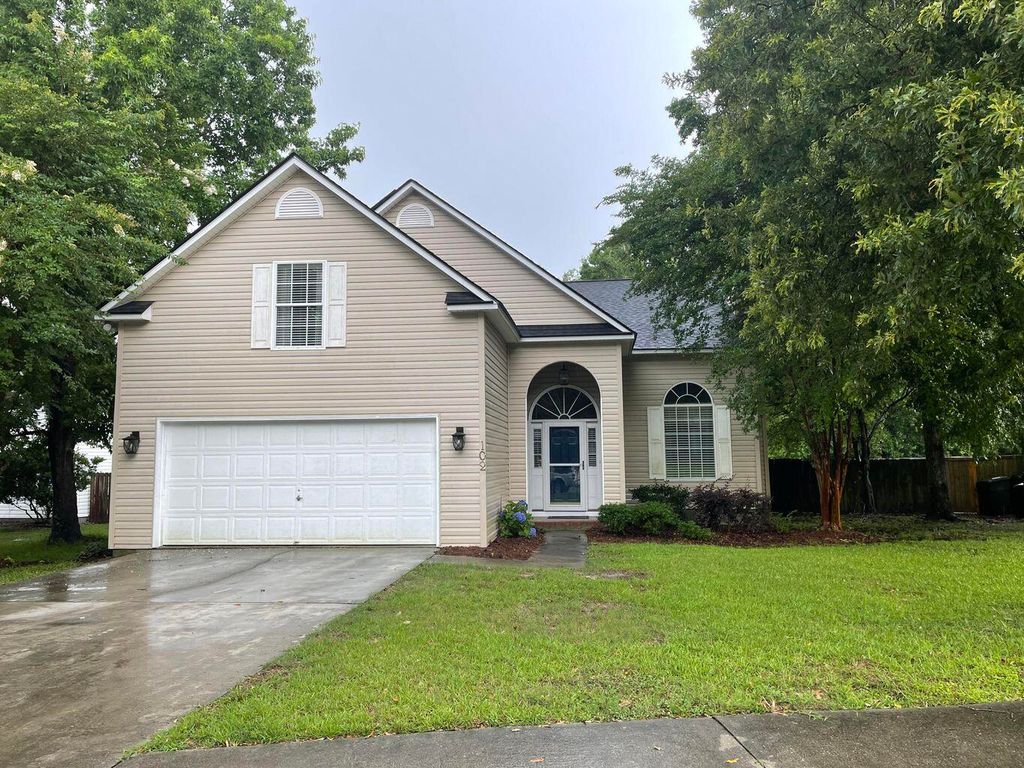 102 Adthan Circle, Goose Creek, SC 29445